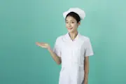 笑顔の看護師